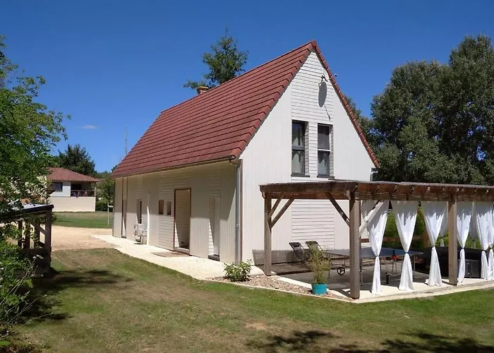 Les Maisons Du Marais بيت للعطل *